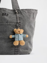 Cargar imagen en el visor de la galería, Llavero Gap Brannan Bear Denim Jacket Bag Charm