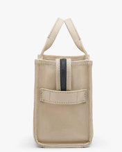 Cargar imagen en el visor de la galería, The Tote Bag Marc Jacobs - Canvas Small Beige