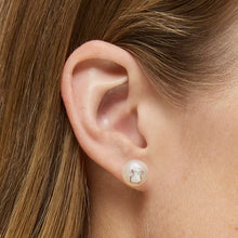 Cargar imagen en el visor de la galería, Pendientes Tous Pequeños de Plata y Perlas Tous Bear 1cm.
