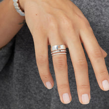 Cargar imagen en el visor de la galería, Pack de Anillos Tous de Plata y Espinela Oso Motivos