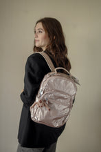 Cargar imagen en el visor de la galería, Mochila Kipling Seoul S - Quartz Metallic